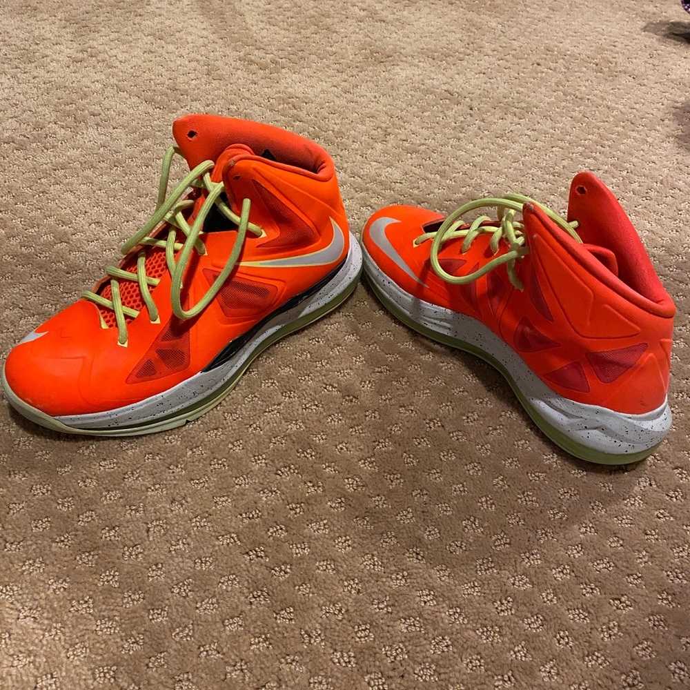 Nike LeBron 10 basketball shoes